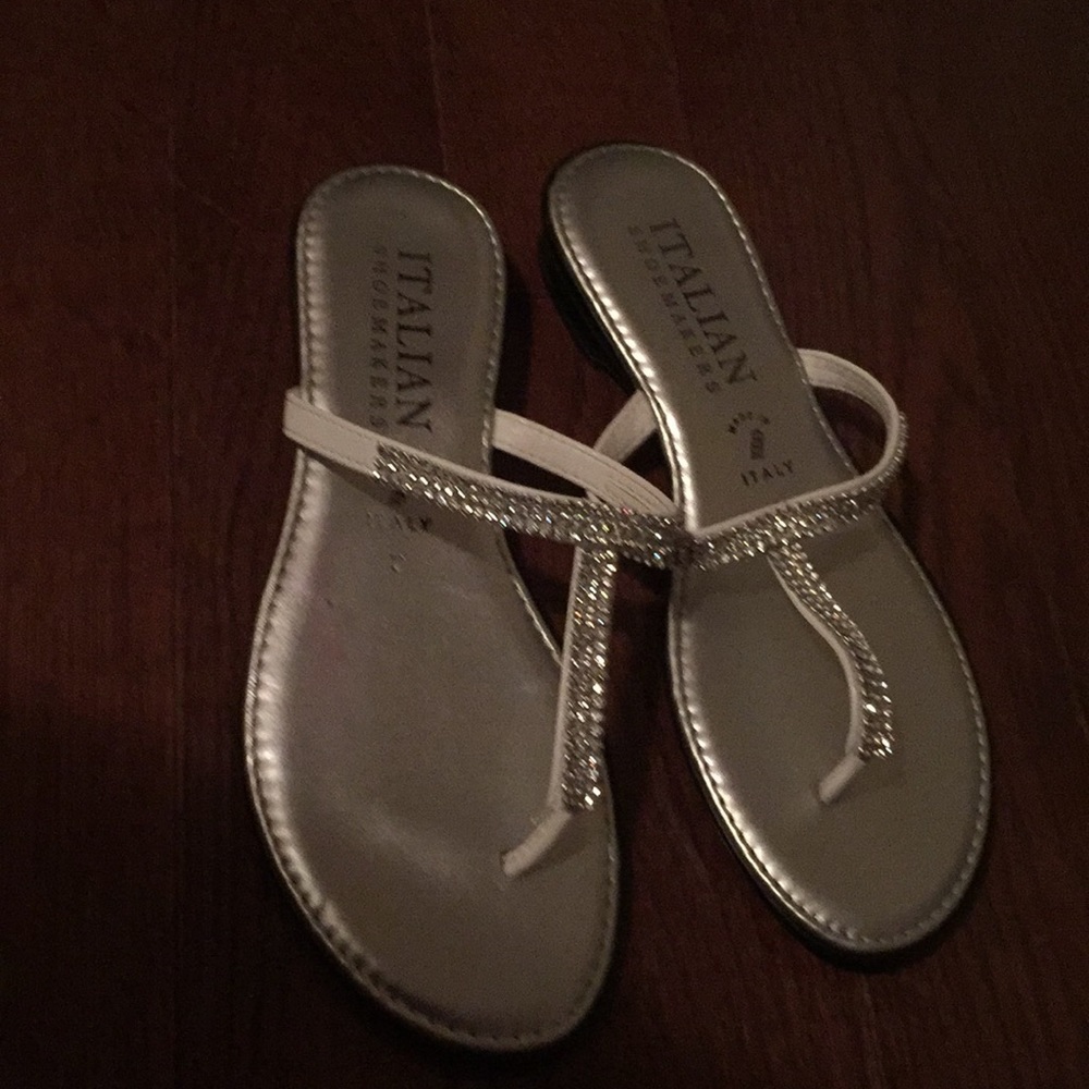 Slip ons